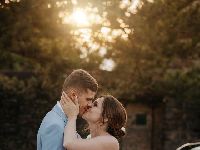 Le mariage de Adrien et Bérénice à Hermeray, Yvelines 16