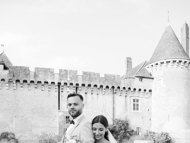 Le mariage de Romain et Anaëlle à Rully, Saône et Loire 16