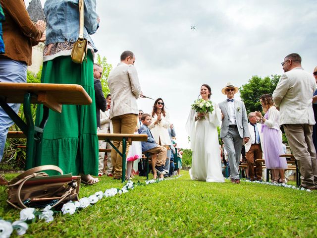 Le mariage de Julien et Aurore à Fléac, Charente 17