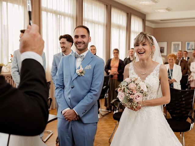 Le mariage de Alexandre  et Fanny à Biozat, Allier 2