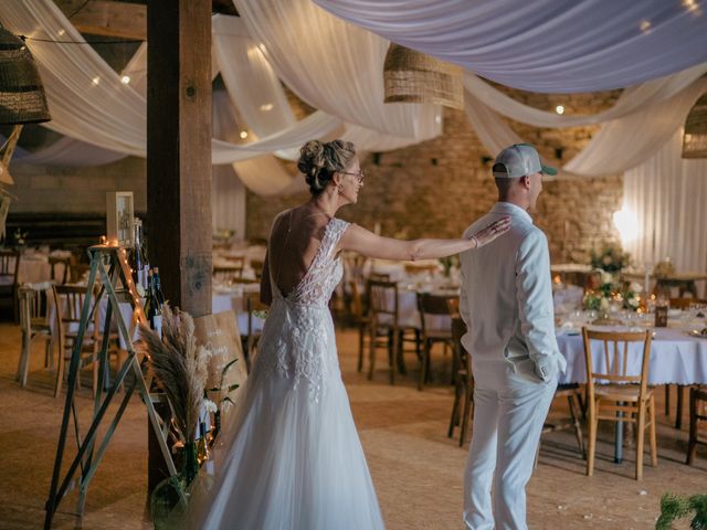 Le mariage de Antoine et Anne-Sophie à Quingey, Doubs 5