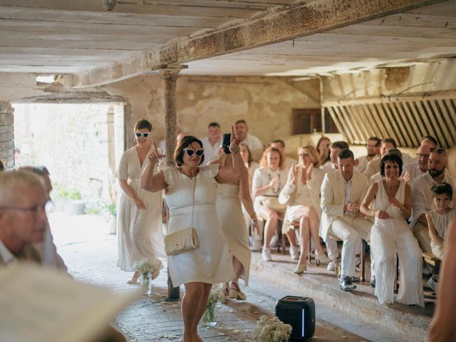 Le mariage de Antoine et Anne-Sophie à Quingey, Doubs 16