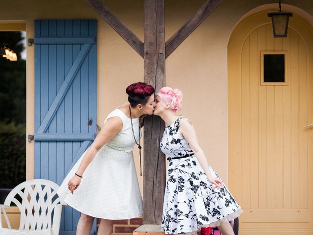 Le mariage de Hélène et Amandine à Friville-Escarbotin, Somme 14