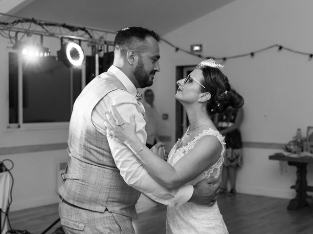 Le mariage de Kévin et Chantal à Montfort-le-Gesnois, Sarthe 75
