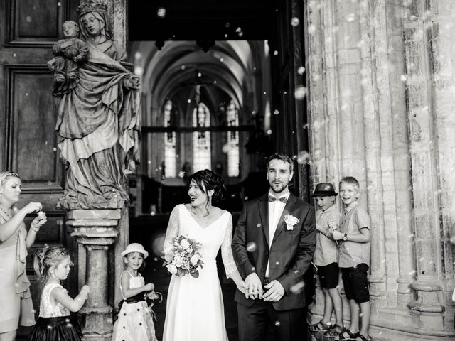 Le mariage de Julien et Marie-Elise à Poligny, Jura 43