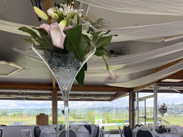 Le mariage de Thomas  et Ingrid  à Saint-Galmier, Loire 13