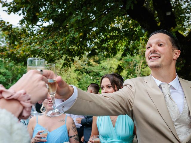 Le mariage de Johan et Justine à Avignonet, Isère 20