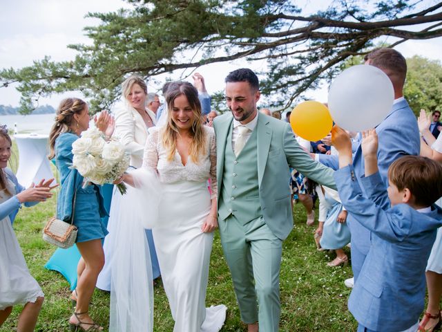Le mariage de Amélie  et Gwendal  à Sarzeau, Morbihan 27
