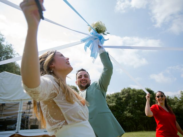 Le mariage de Amélie  et Gwendal  à Sarzeau, Morbihan 29