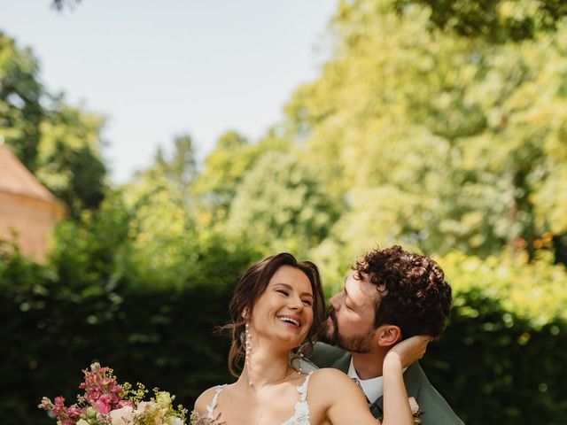 Le mariage de Martin et Clara à Saint Léger en Bray, Oise 10