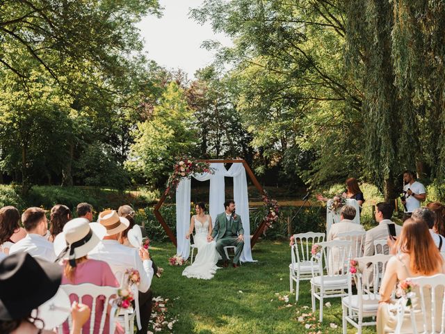 Le mariage de Martin et Clara à Saint Léger en Bray, Oise 16