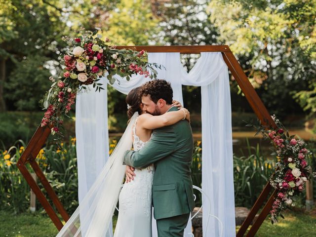 Le mariage de Martin et Clara à Saint Léger en Bray, Oise 17