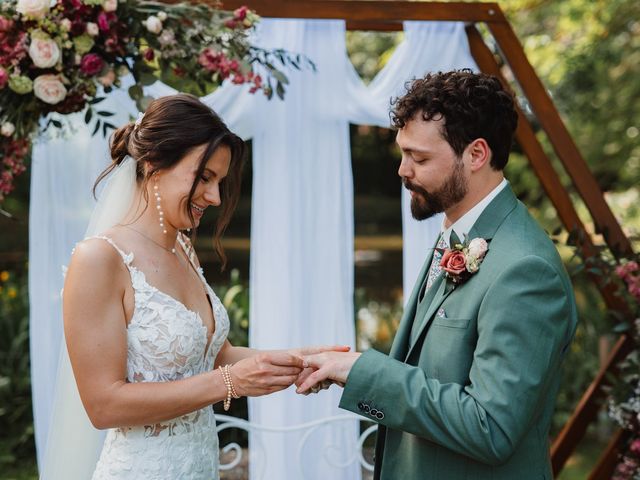 Le mariage de Martin et Clara à Saint Léger en Bray, Oise 19