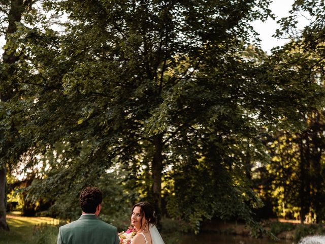 Le mariage de Martin et Clara à Saint Léger en Bray, Oise 27