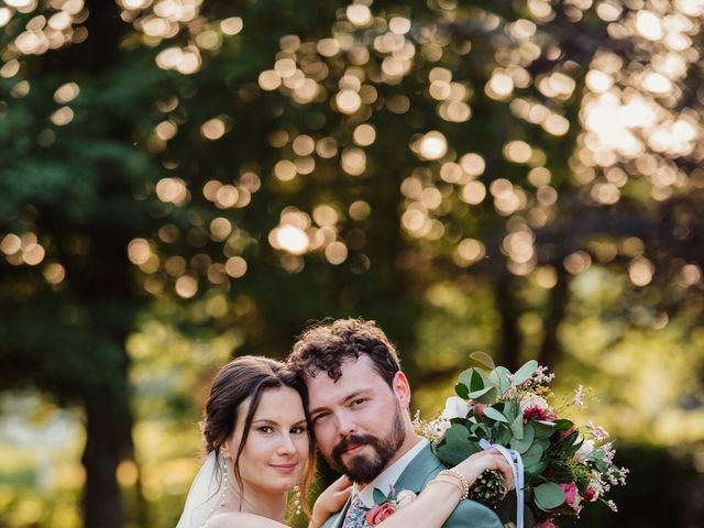 Le mariage de Martin et Clara à Saint Léger en Bray, Oise 34