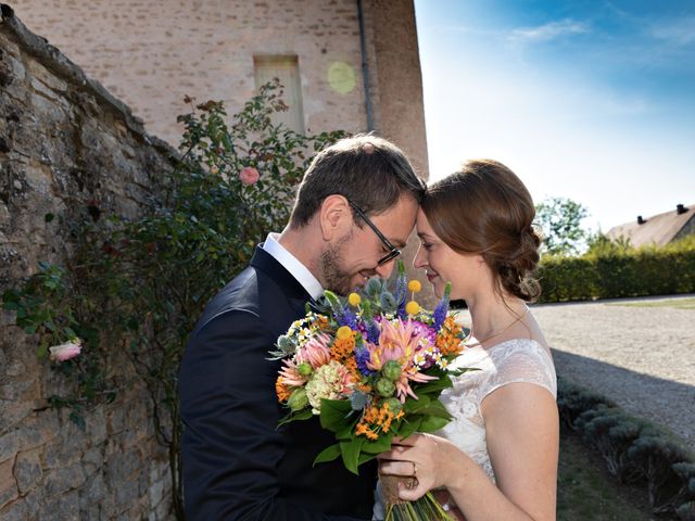 Le mariage de Julien et Elisabeth à Corgoloin, Côte d&apos;Or 12