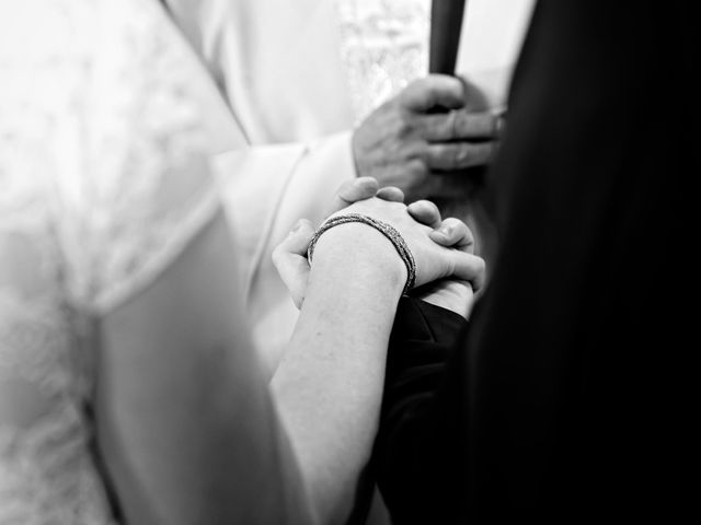 Le mariage de Julien et Elisabeth à Corgoloin, Côte d&apos;Or 19