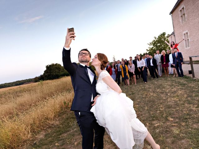 Le mariage de Julien et Elisabeth à Corgoloin, Côte d&apos;Or 24