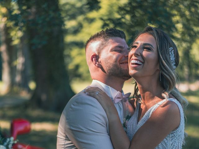 Le mariage de Mike et Laura à Thanvillé, Bas Rhin 16