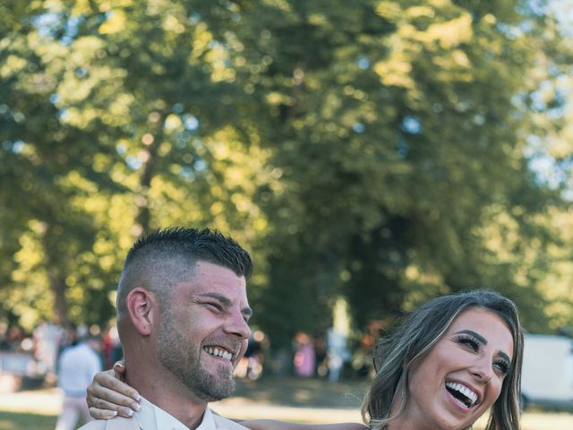 Le mariage de Mike et Laura à Thanvillé, Bas Rhin 17