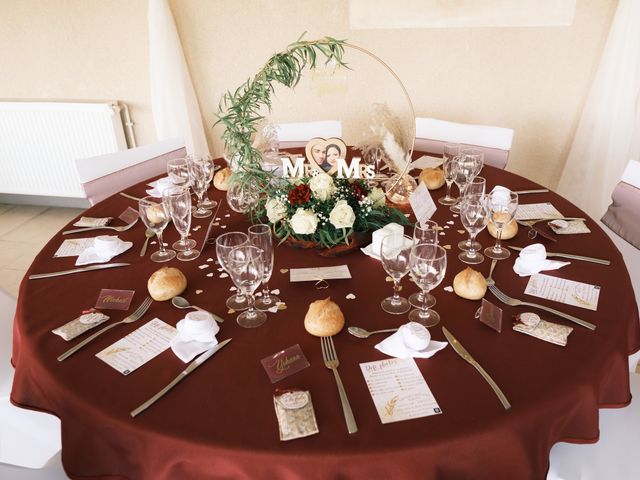 Le mariage de Amandine et Pierre-Emmanuel  à Saint-Léon-sur-l&apos;Isle, Dordogne 72