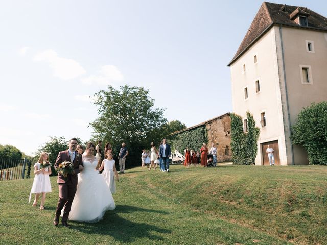 Le mariage de Amandine et Pierre-Emmanuel  à Saint-Léon-sur-l&apos;Isle, Dordogne 87