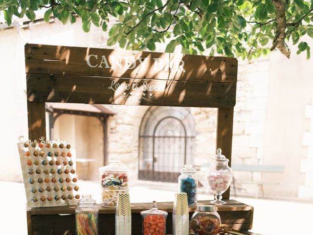 Le mariage de Amandine et Pierre-Emmanuel  à Saint-Léon-sur-l&apos;Isle, Dordogne 96