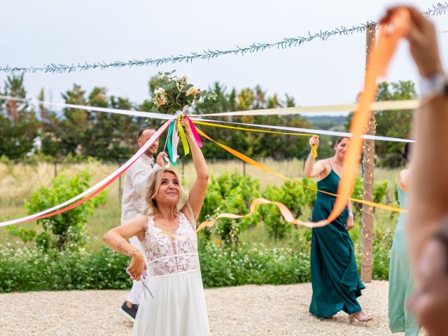 Le mariage de Richard et Delphine à Mazan, Vaucluse 47