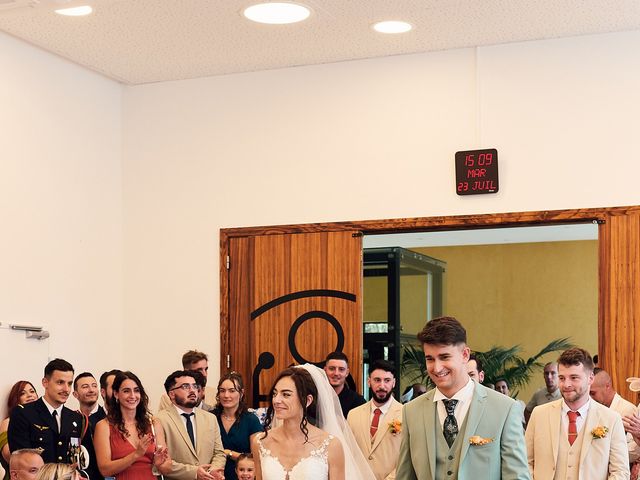 Le mariage de Julien et Laura à Bourgoin-Jallieu, Isère 34