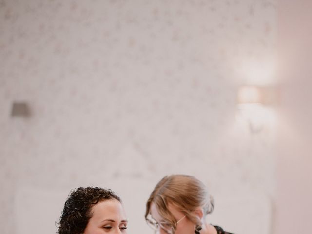 Le mariage de Jonathan et Alison à Hermival-les-Vaux, Calvados 9