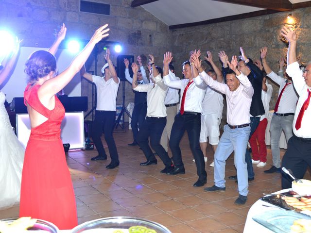 Le mariage de Jonathan et Emilie à Sens, Yonne 16