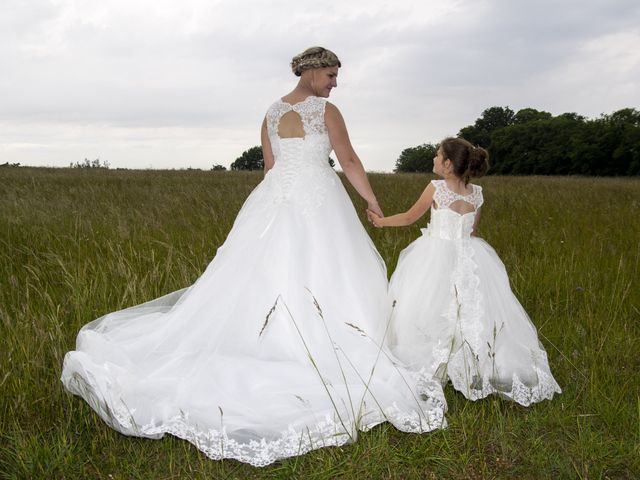 Le mariage de Yohann et Aurélie à Argences, Calvados 17