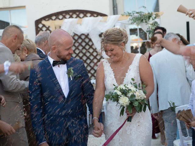 Le mariage de Solene et Thomas à Châtelaillon-Plage, Charente Maritime 54