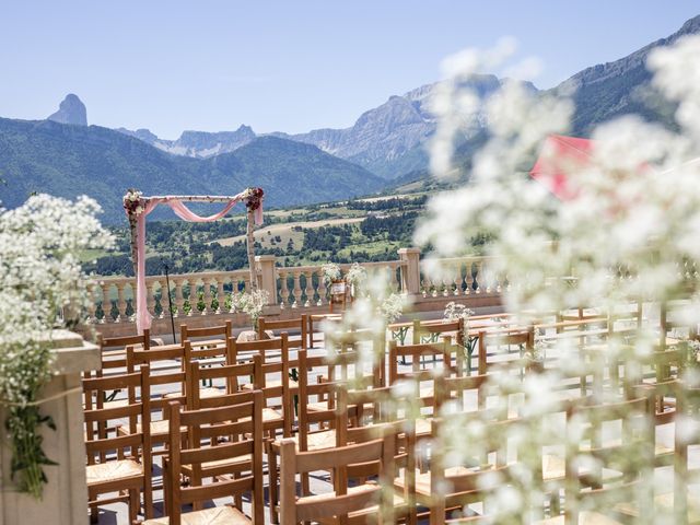 Le mariage de Jérôme et Anne-Laure à Roissard, Isère 12