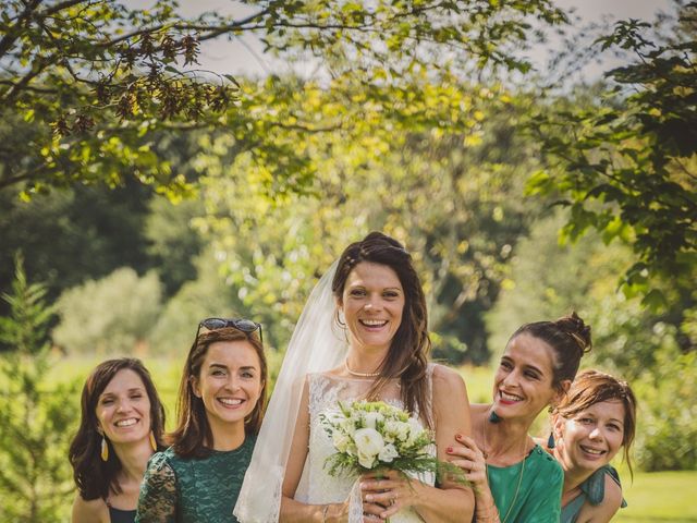 Le mariage de Stéphane et Adeline à Lons-le-Saunier, Jura 6