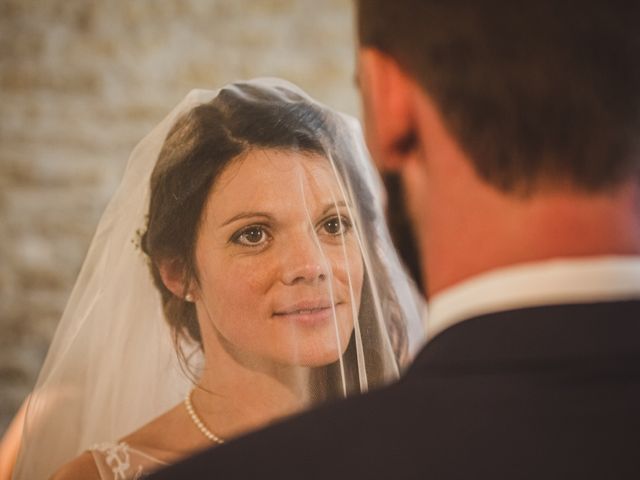 Le mariage de Stéphane et Adeline à Lons-le-Saunier, Jura 15