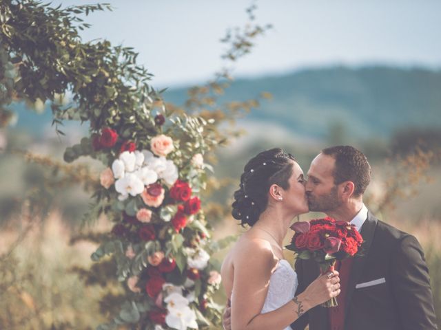 Le mariage de Christophe et Valérie à Cordelle, Loire 1