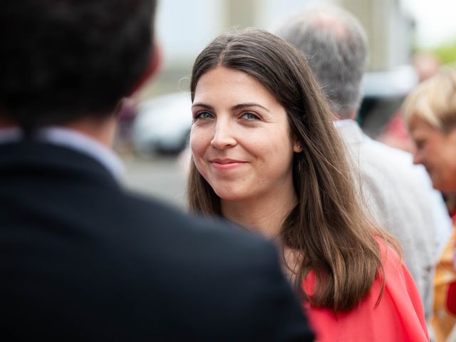 Le mariage de Eric et Marie Gabrielle à Escalans, Landes 15