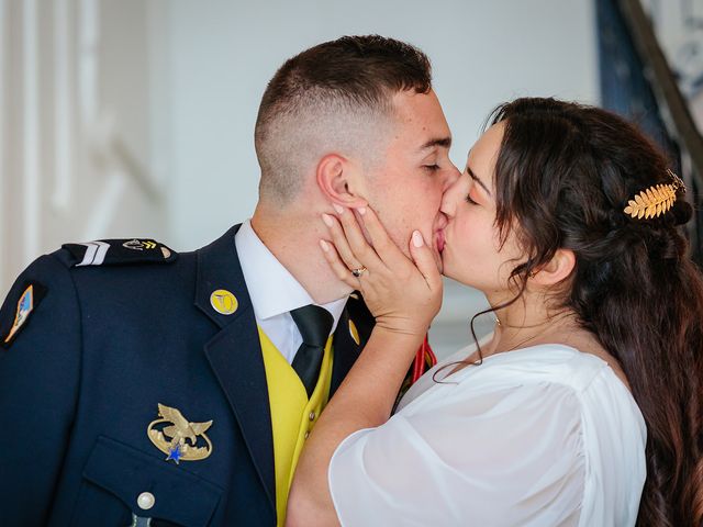 Le mariage de Timothée et Laetitia à Avignonet, Isère 5