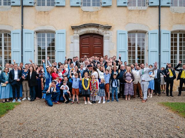 Le mariage de Timothée et Laetitia à Avignonet, Isère 23