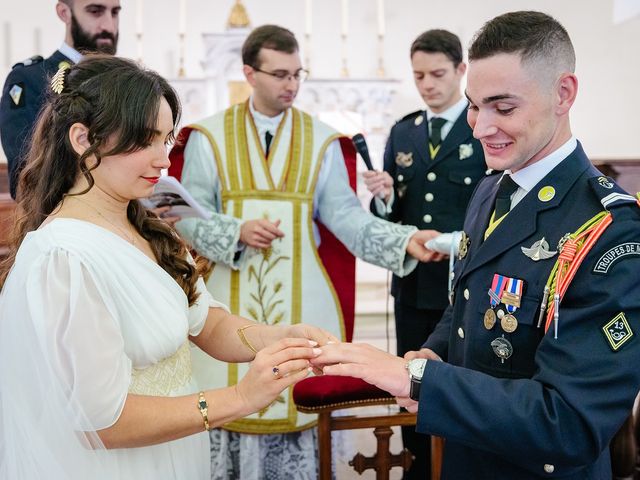 Le mariage de Timothée et Laetitia à Avignonet, Isère 44