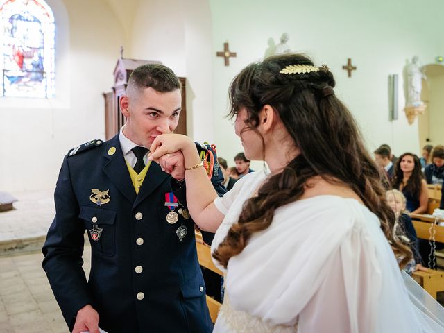 Le mariage de Timothée et Laetitia à Avignonet, Isère 46