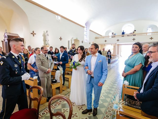 Le mariage de Timothée et Laetitia à Avignonet, Isère 81