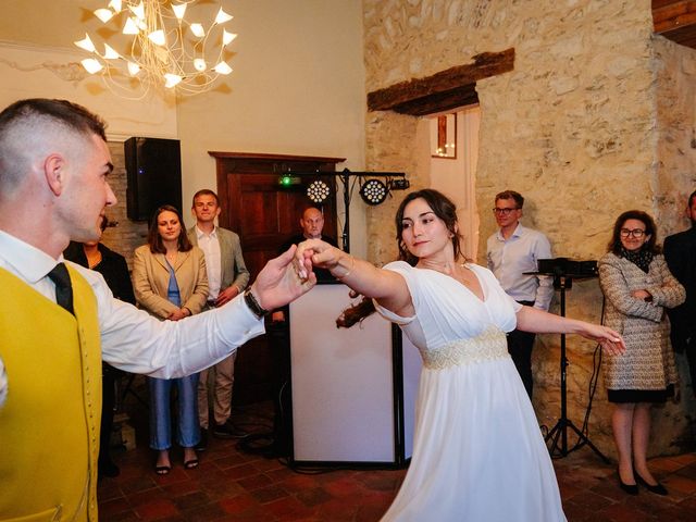 Le mariage de Timothée et Laetitia à Avignonet, Isère 92