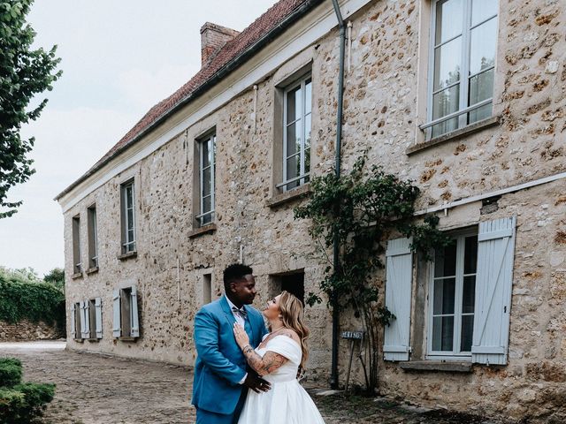 Le mariage de Mike et Aurèlie à Aincourt, Val-d'Oise 7