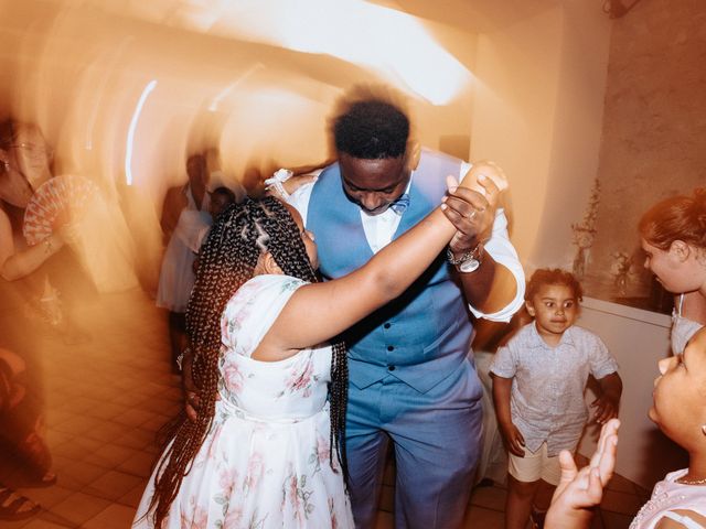 Le mariage de Mike et Aurèlie à Aincourt, Val-d'Oise 21