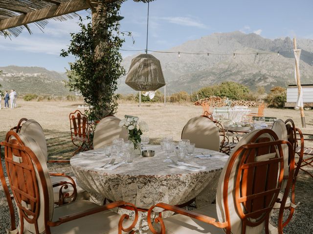 Le mariage de Jonathan et Maéva à Calenzana, Corse 52