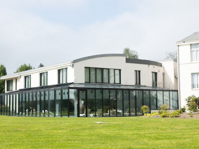 Le mariage de Remy et Victoria à Marolles-en-Brie, Seine-et-Marne 1