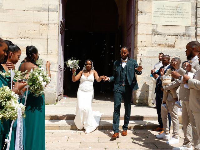 Le mariage de Remy et Victoria à Marolles-en-Brie, Seine-et-Marne 18