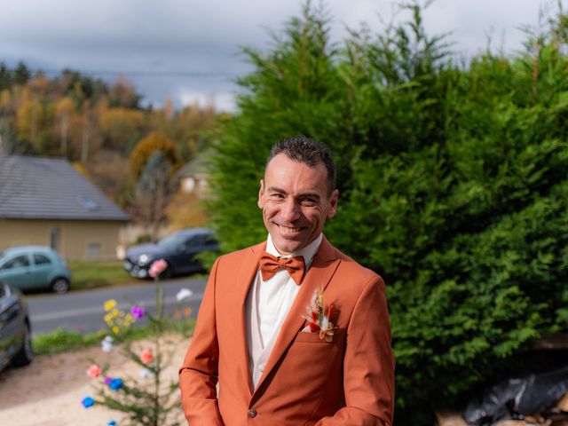 Le mariage de Damien et Julie à Saint-Chély-d'Apcher, Lozère 42